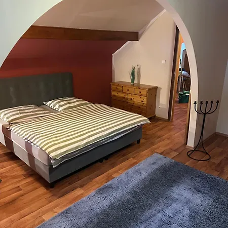 U Cisare Rudolfa Ii Апартаменты *